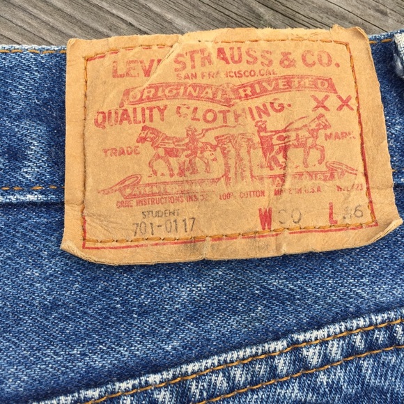 Vintage Levi’s Wide Leg Cropped Jeans 27” - Picture 8 of 9